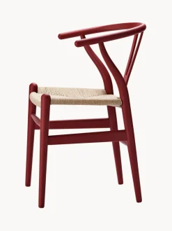 Silla de madera con asiento tejido a mano CH24