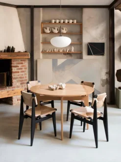 Silla de madera de roble con asiento trenzado C-Chair