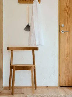 Silla de madera Lunar
