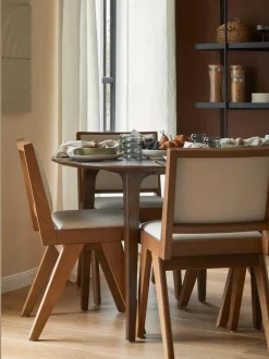 Silla de madera tapizada Sissi