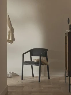 Silla tapizada con reposabrazos Gali