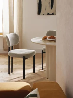 Silla tapizada en tejido bouclé Adrien