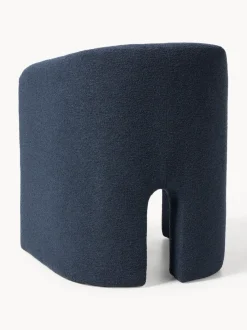 Sillón con reposabrazos en tejido bouclé Mairo