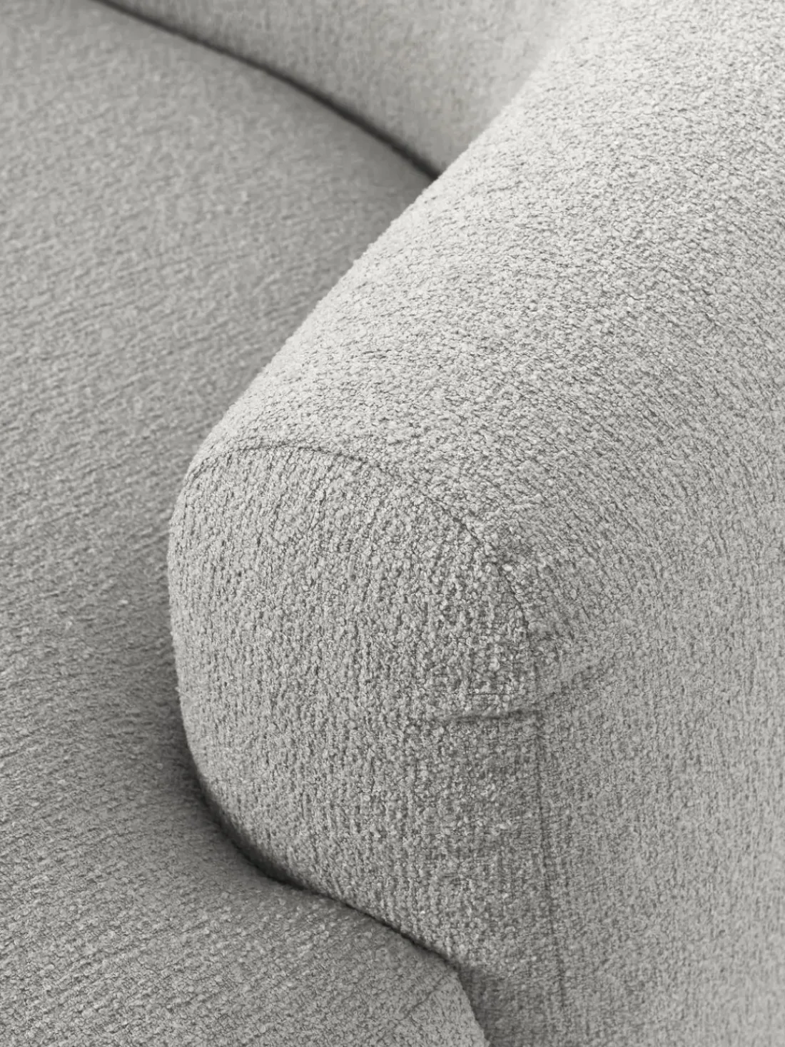 Sillón lounge grande en tejido bouclé Sofia