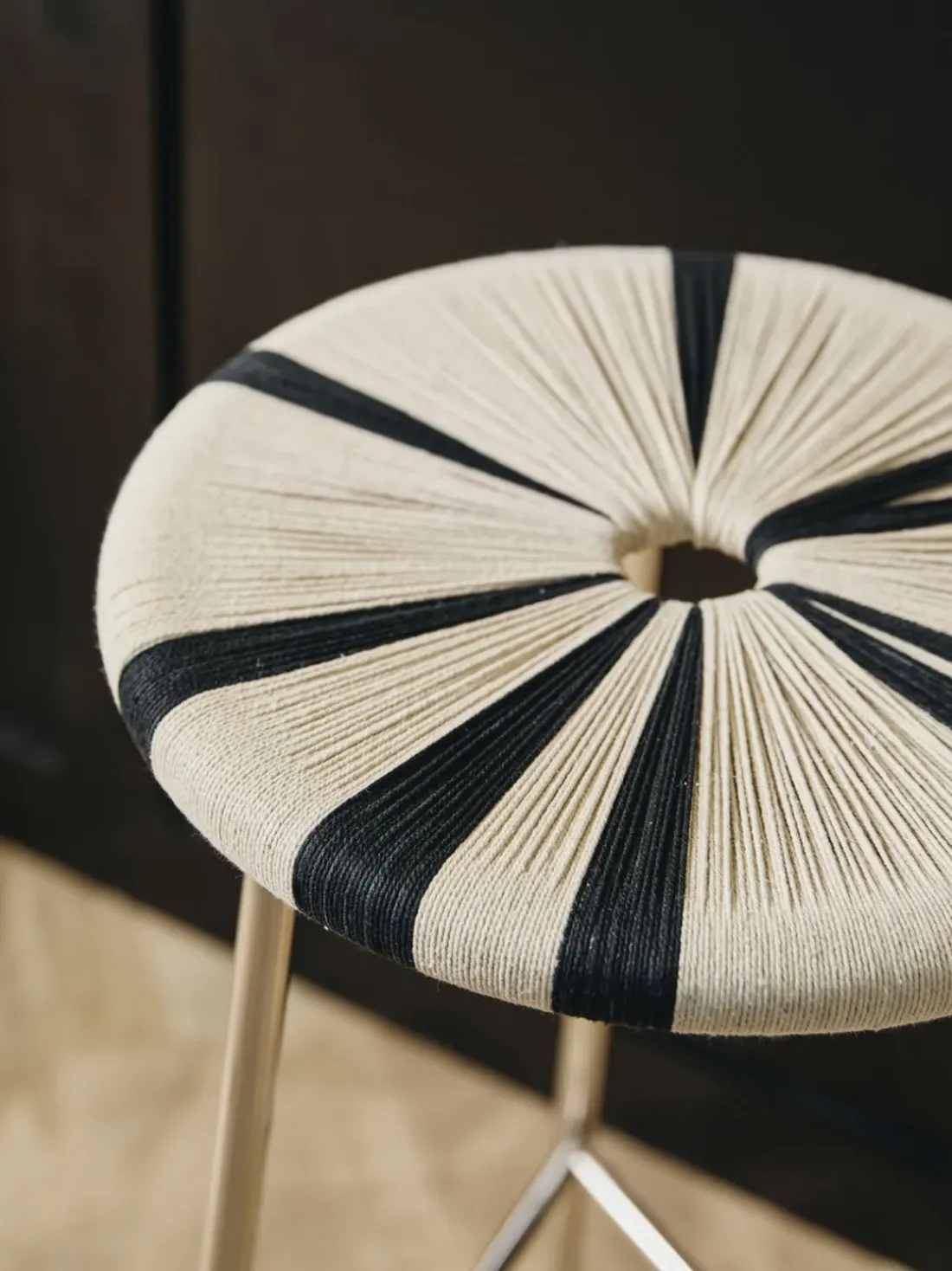 Taburete alto Morice, negro/ivory