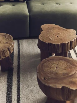 Taburete artesanal de madera de teca Log