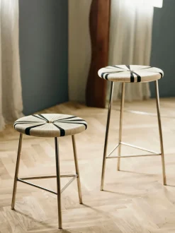 Taburete bajo Morice, negro/ivory