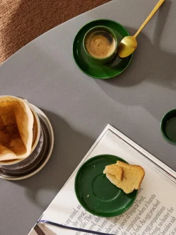 Tazas de café espresso de porcelana con platitos Nessa, 4 uds.