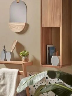 Toallero de pared de teca Kuveni