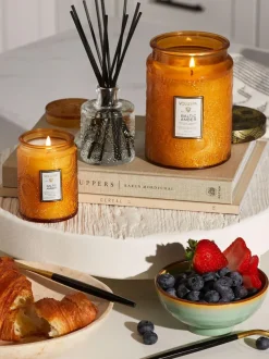 Vela perfumada artesanal Japonica Collection (resina de ámbar, sándalo, cedro y orquídea de vainilla)