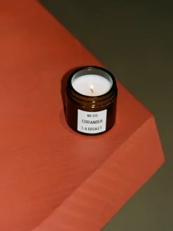 Vela perfumada Coriander (eucalipto, grosella negra)