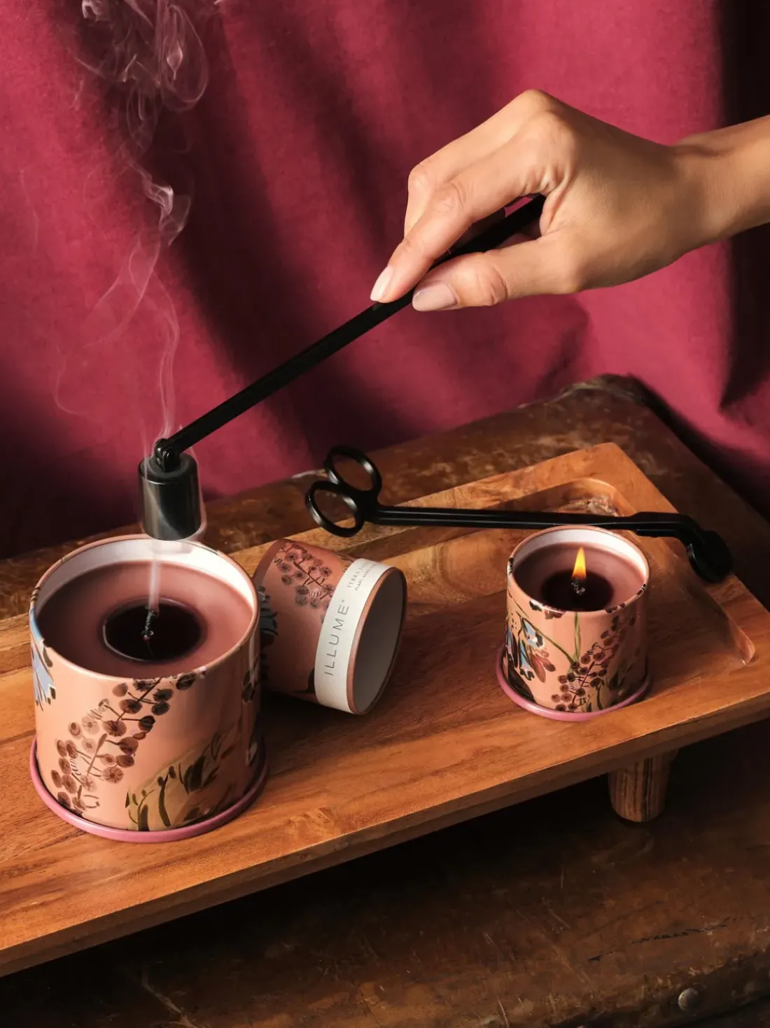 Vela perfumada Vanity Tin (almizcle de cachemira, hoja de tabaco y naranja)
