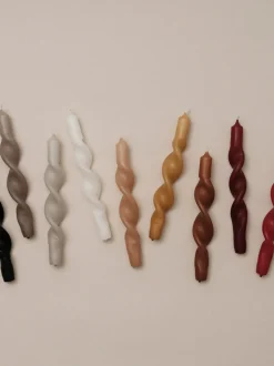 Velas cónicas artesanales Twist, 2 uds.