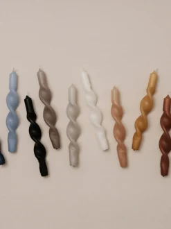 Velas cónicas artesanales Twist, 2 uds.
