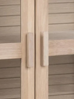 Vitrina de madera con puertas de vidrio Linley