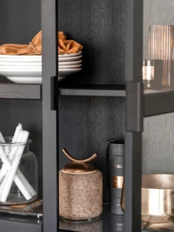 Vitrina de madera de roble Everett