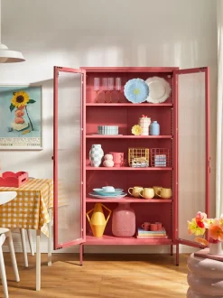 Vitrina de metal con cristal acanalado The Collector