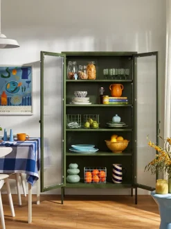 Vitrina de metal con cristal acanalado The Collector