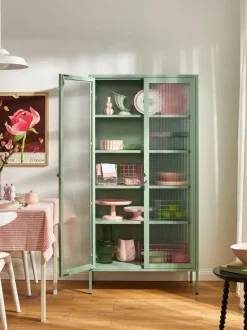 Vitrina de metal con cristal acanalado The Collector