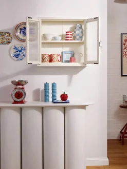 Vitrina de pared The Kit