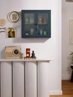 Vitrina de pared The Kit