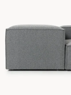 Westwing | Crosby Studios, sillón en tejido bouclé con reposabrazos anchos Lennon