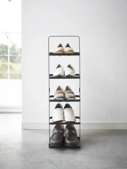 Zapatero de metal Tower