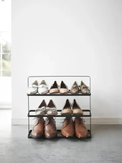 Zapatero de metal Tower